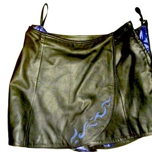 Harley Davidson shorts and skirt skort very beautiful in great condition!!💕🏍️